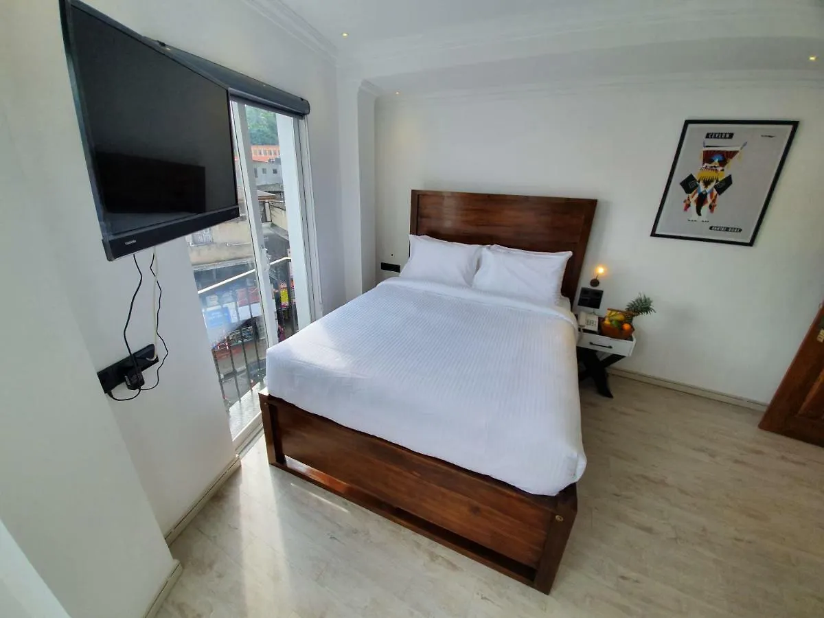 Bed Station 210 Hotel Kandy